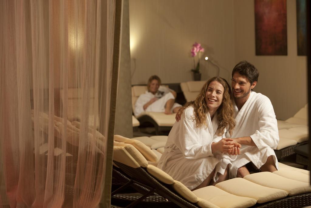 Vital Hotel Westfalen Therme Wellness Resort & Spa บัดลิพพ์ชปริงเงอ ภายนอก รูปภาพ